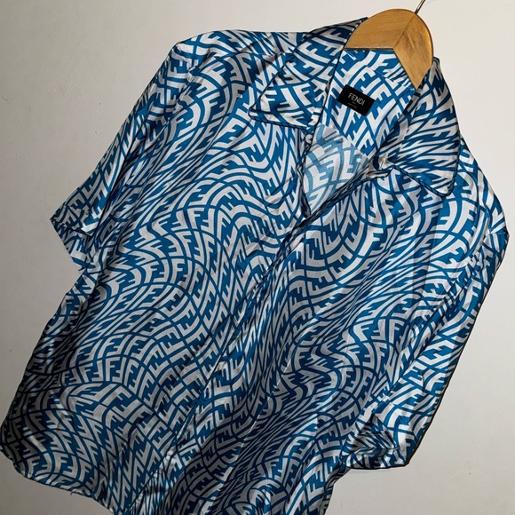 NEW! Fendi Blue Silk Button Shirt - Picture 1 of 5